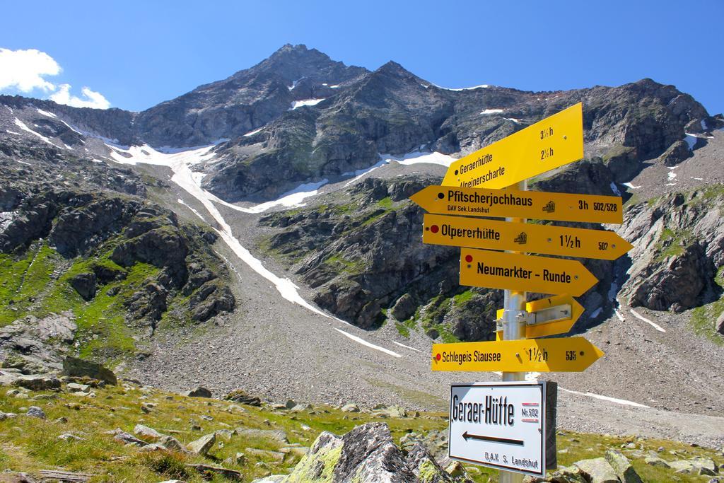 Gaestehaus Ahornblick Mayrhofen Kültér fotó